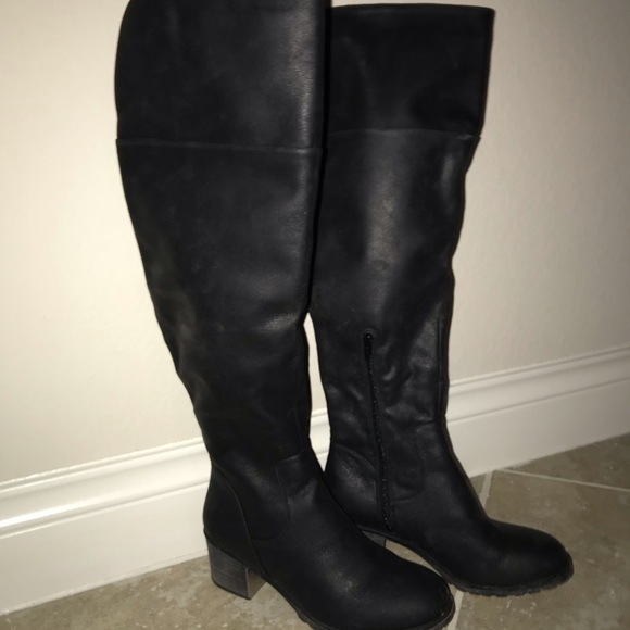 Boots - Picture 2 of 2